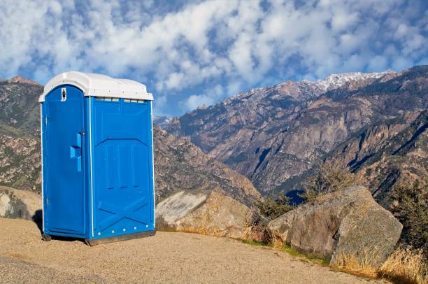 Best Luxury portable toilet rental  in Crescent Springs, KY
